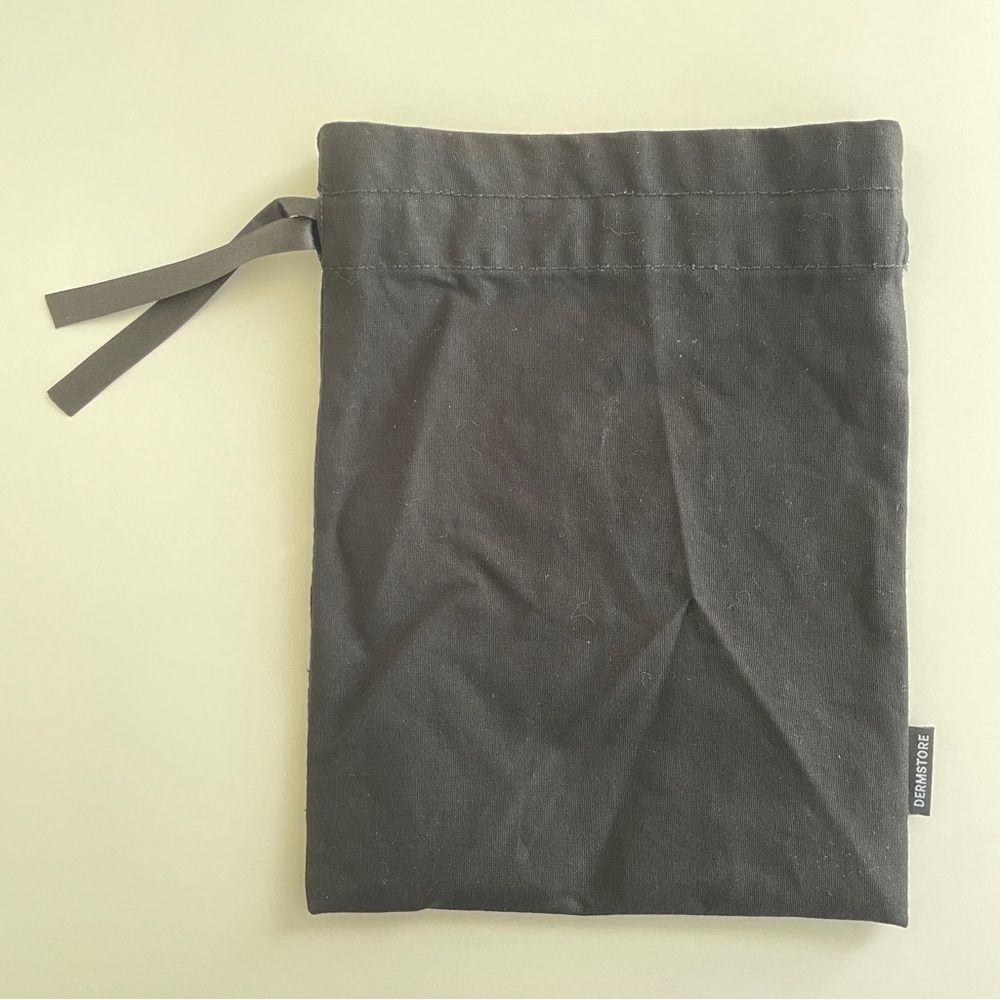 DermStore Drawstring Pouch, black - Picture 12 of 14
